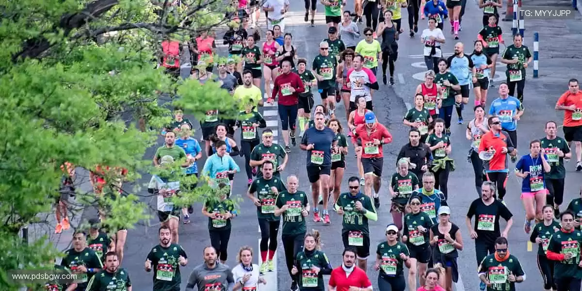 球星同款，限量周边，打造你的专属风格！👟🏆